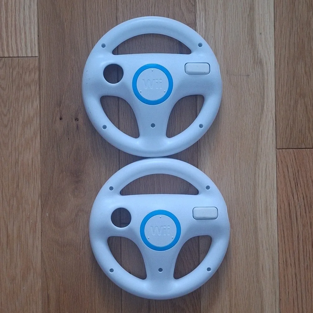 Nintendo Wii Wheel RVL-024 Mario Kart Racing Accessory Set of 2 White